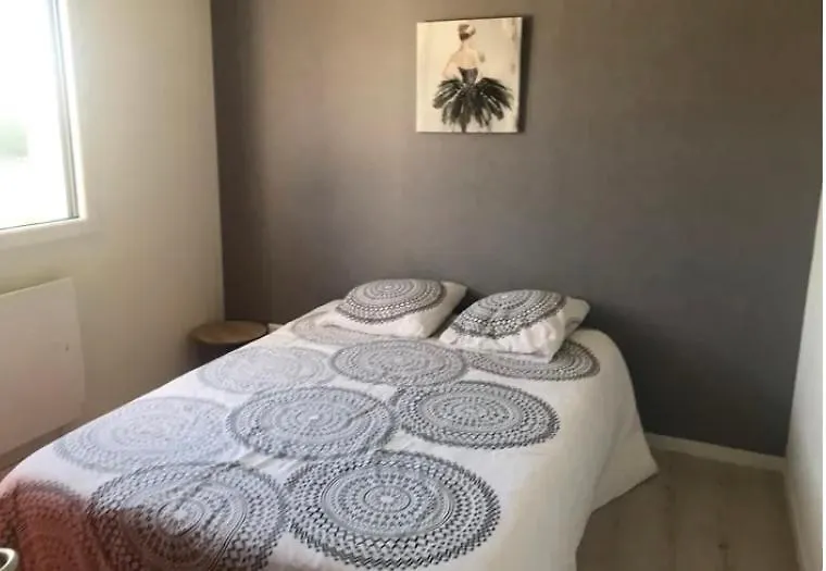 Holiday home Maison Rue De La Plage Lanobre